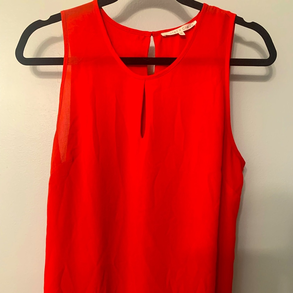 Women’s Violet & Claire Size Medium Red Sleeveless Top